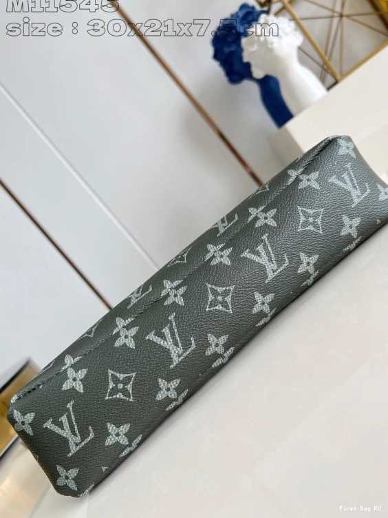 Firstbag LOUIS VUITTON VOYAGE SOUPLE-30*21*7.5CM POCHETTE 0815